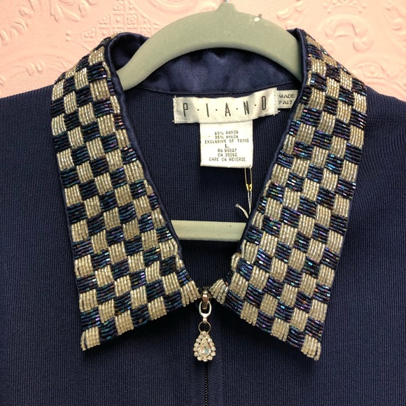 PIANO zip up sweater with sequin faux pockets and collar sparkling charm… - Picture 6 of 12